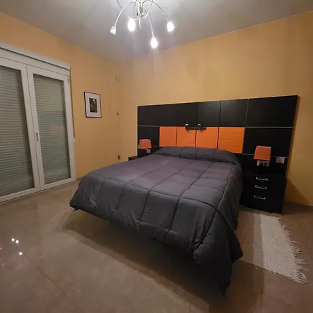 Habitación en casa particular Turístico Por Albayassi